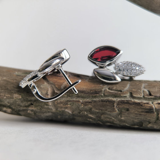 Срібні сережки з гранатом nano 2.434ct
