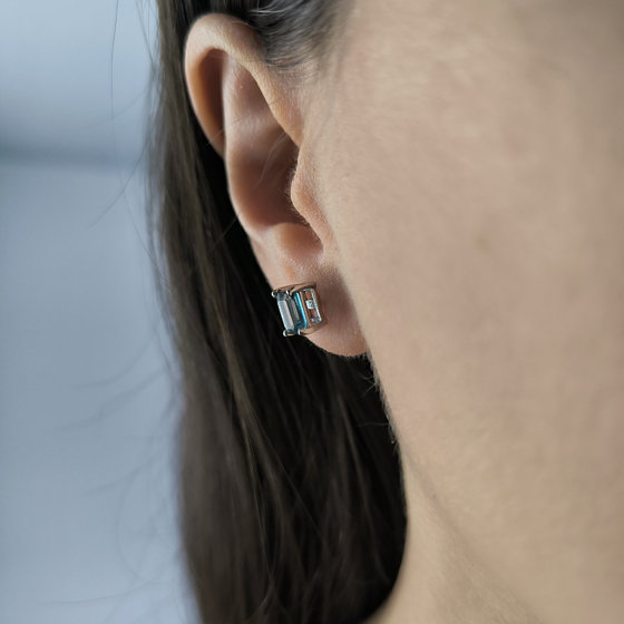Серебряные серьги с топазом Лондон Блю 1.8ct