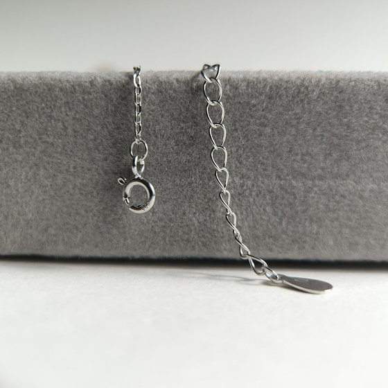 Silver necklace with cubic zirconia