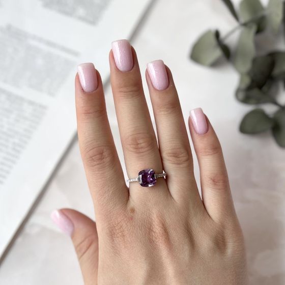 Серебряное кольцо с александритом 4.246ct