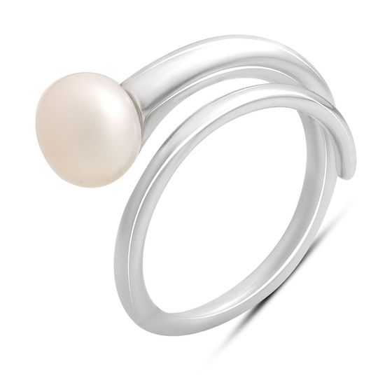 Silver ring with pearls