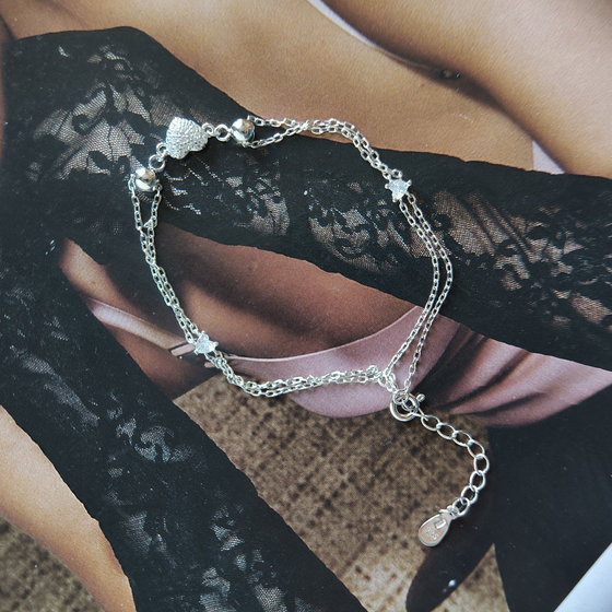 Silver bracelet with cubic zirconia