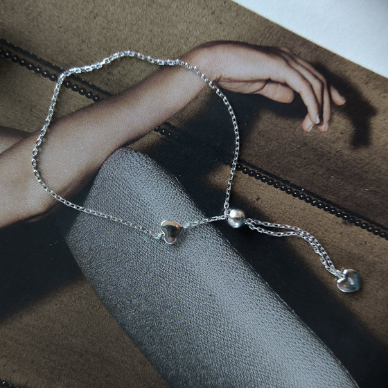 Silver bracelet without stones