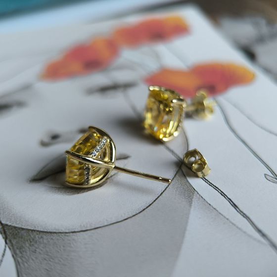 Срібні сережки з фіанітами