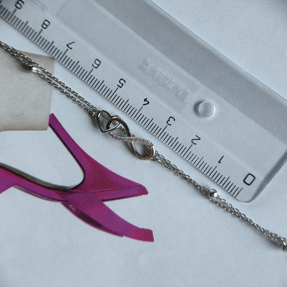 Silver bracelet with cubic zirconia