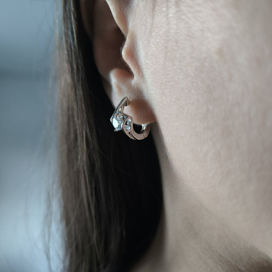 Silver earrings with cubic zirconia