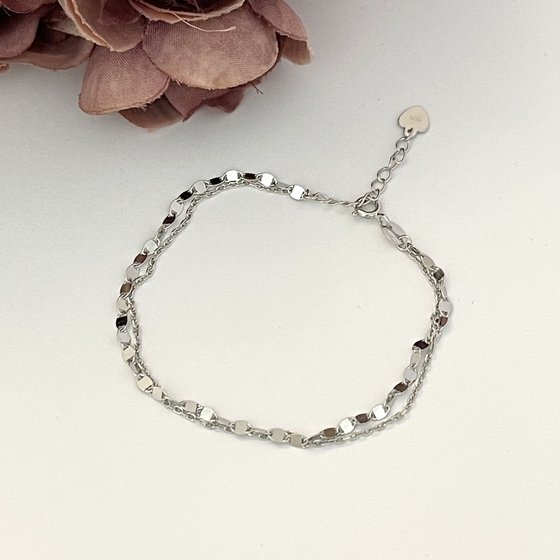 Silver bracelet without stones