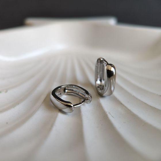 Серебряные серьги без камней