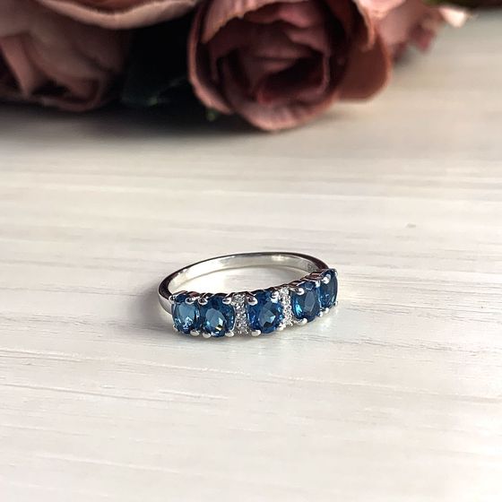 Серебряное кольцо с топазом Лондон Блю