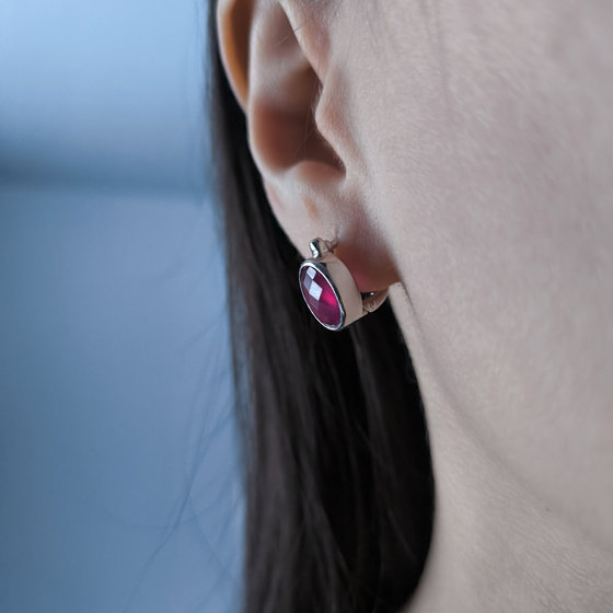 Silver earrings with 7ct ruby