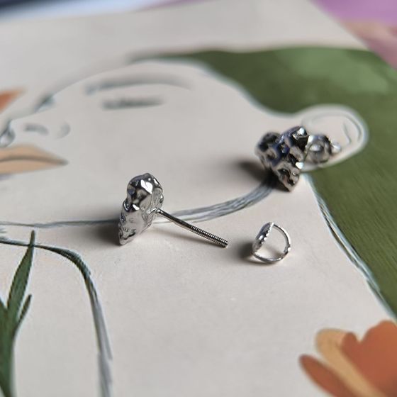 Срібні сережки без каменів