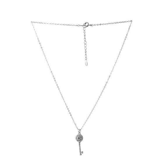 Silver necklace with phianites