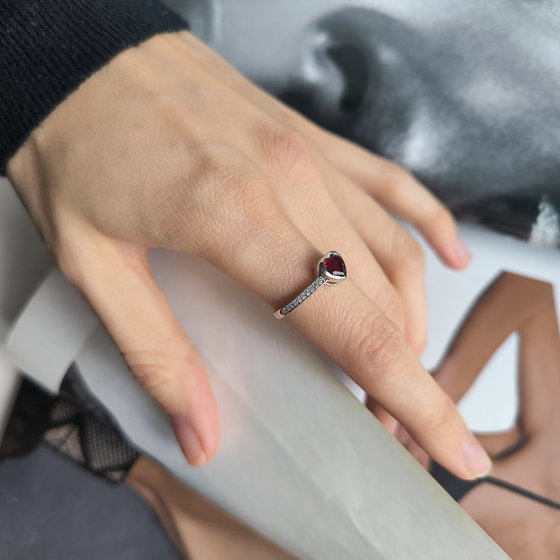 Silver ring with nano garnet 0.9ct
