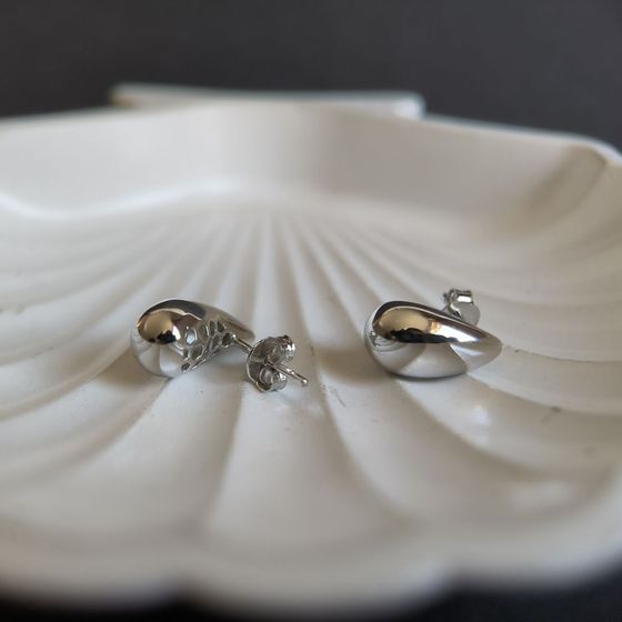 Срібні сережки без каменів