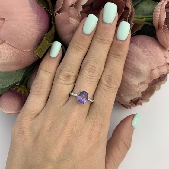 Silver ring with a 2.722-carat alexandrite