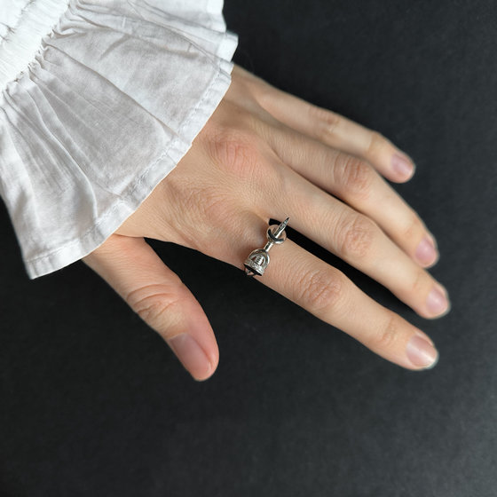 Silver ring with cubic zirconia