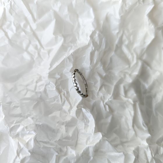 Срібна каблучка без каменів