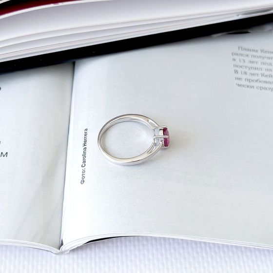 Silver ring with ruby 1.01ct