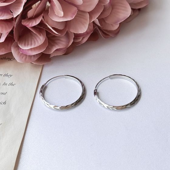 Срібні сережки без каменів