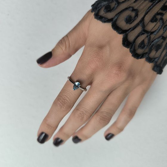 Срібна каблучка з топазом 0.771ct