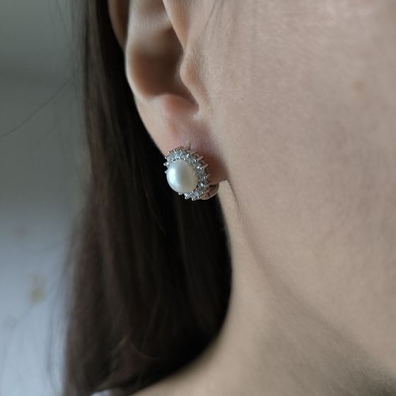 Срібні сережки з перлами