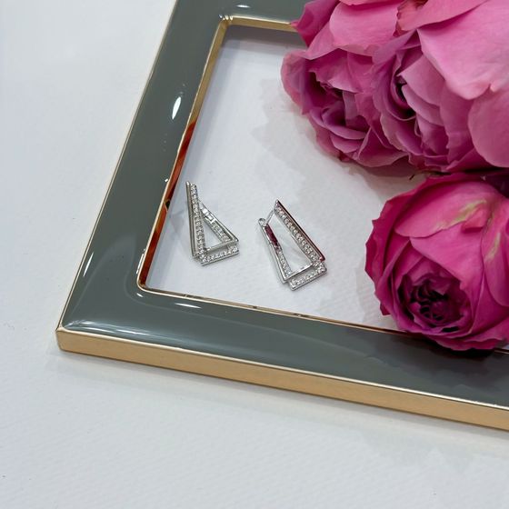 Серебряные серьги с фианитами