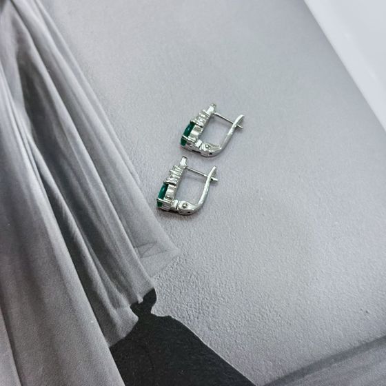 Silver earrings with agate (1.827 carats)