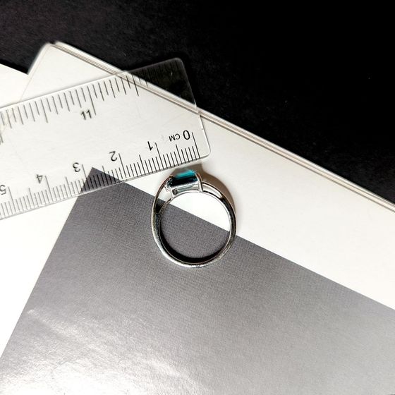 Серебряное кольцо с изумрудом nano 1.385ct