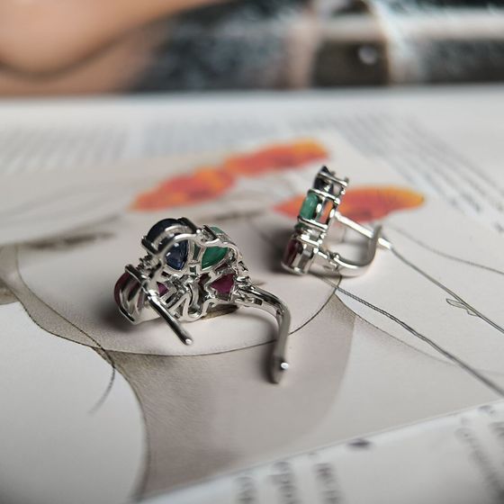 Серебряные серьги с сапфиром 4.05ct, изумрудом, рубином