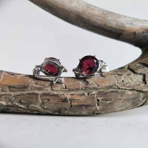 Срібні сережки з гранатом nano 3.425ct