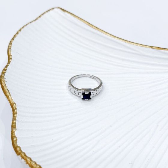 Срібна каблучка з сапфіром 0.75ct