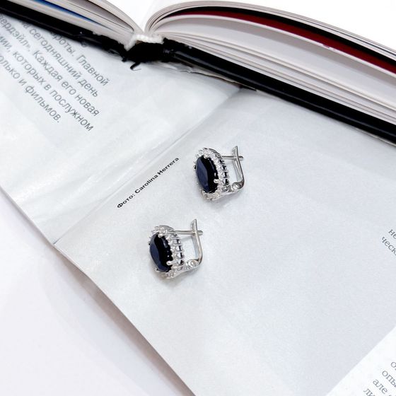 Срібні сережки з сапфіром 7,199 карата та фіанітами