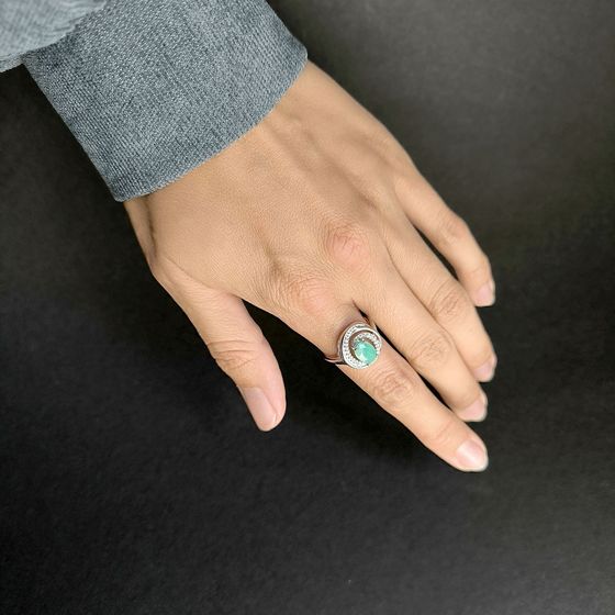 Срібна каблучка зі смарагдом 1.35ct, фіанітами