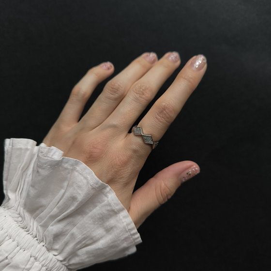 Silver ring with cubic zirconia