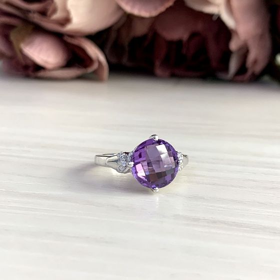 Silver ring with a 5.295-carat alexandrite