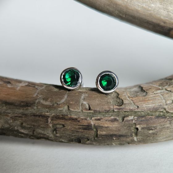 Срібні сережки зі смарагдом nano 0.77ct
