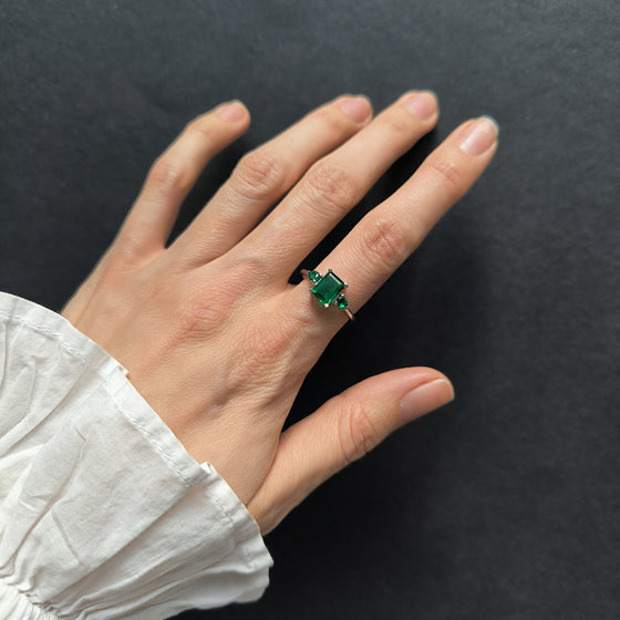 Срібне кільце із смарагдом nano 1.708ct