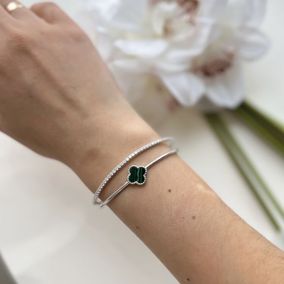 Silver bracelet with malachite