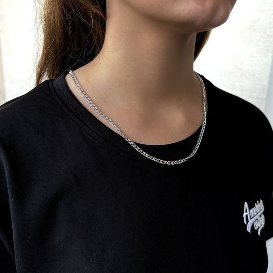 Silver chain without stones