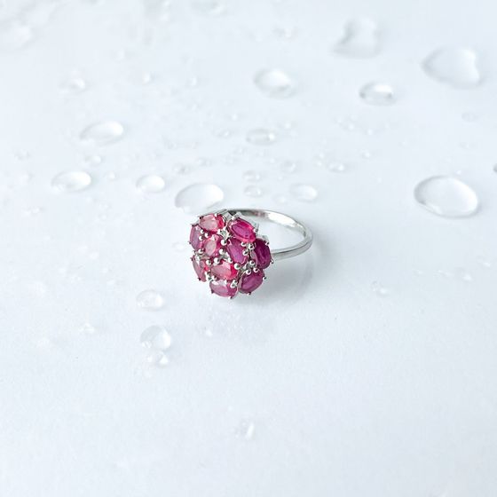 Silver ring with ruby 3.65ct
