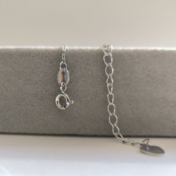 Silver necklace with cubic zirconia