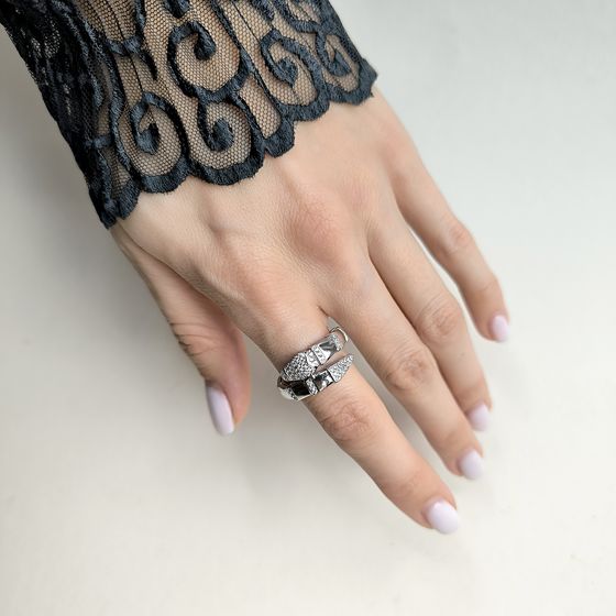 Срібна каблучка з фіанітами