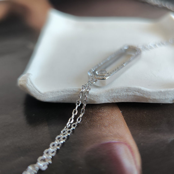 Silver bracelet with cubic zirconia