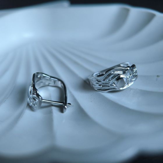 Срібні сережки без каменів