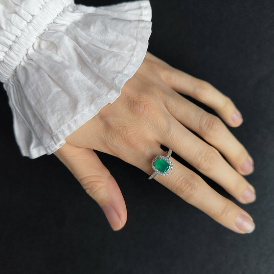 Silver ring with agate 1.676ct, cubic zirconia
