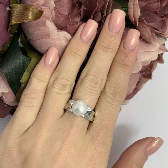 Silver ring with baroque pearls