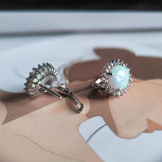 Серебряные серьги с опалом, фианитами