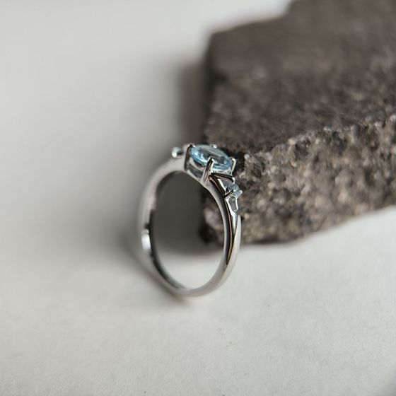 Серебряные серьги с топазом 2.117ct