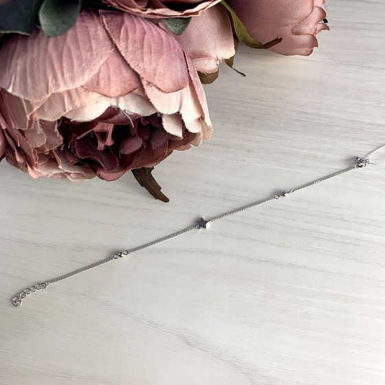 Silver bracelet without stones