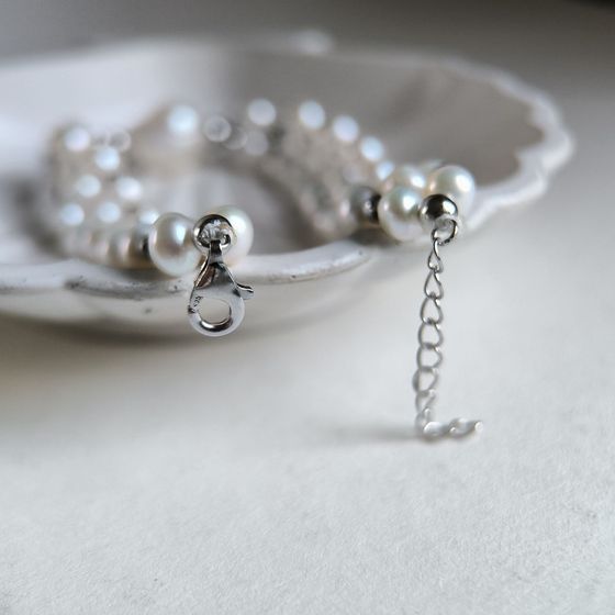Silver bracelet with baroque pearls